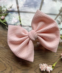 Just Peachy {Bow} - Calli Alyse Boutique